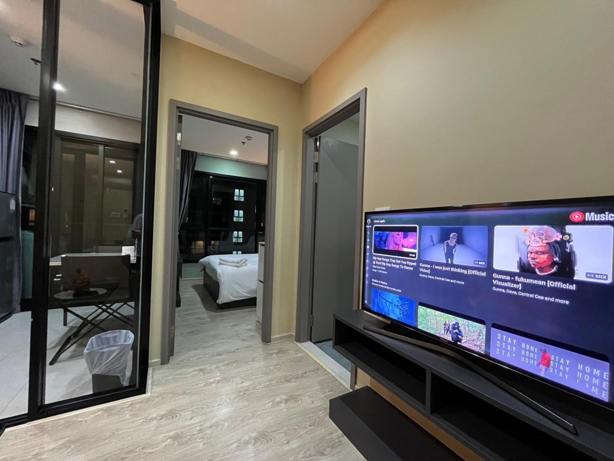 The Base Prime Apartment Pattaya Exterior photo