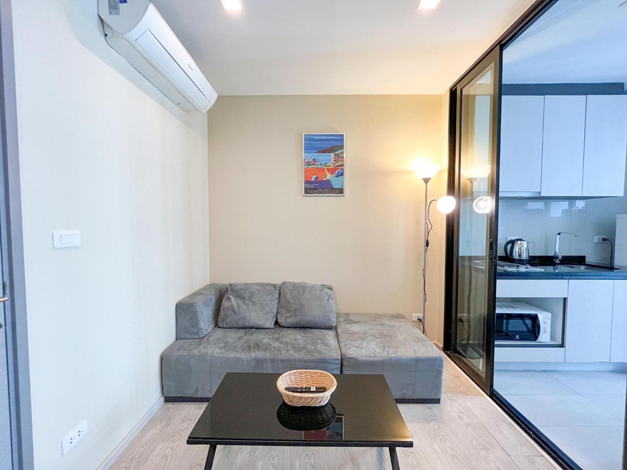 The Base Prime Apartment Pattaya Exterior photo